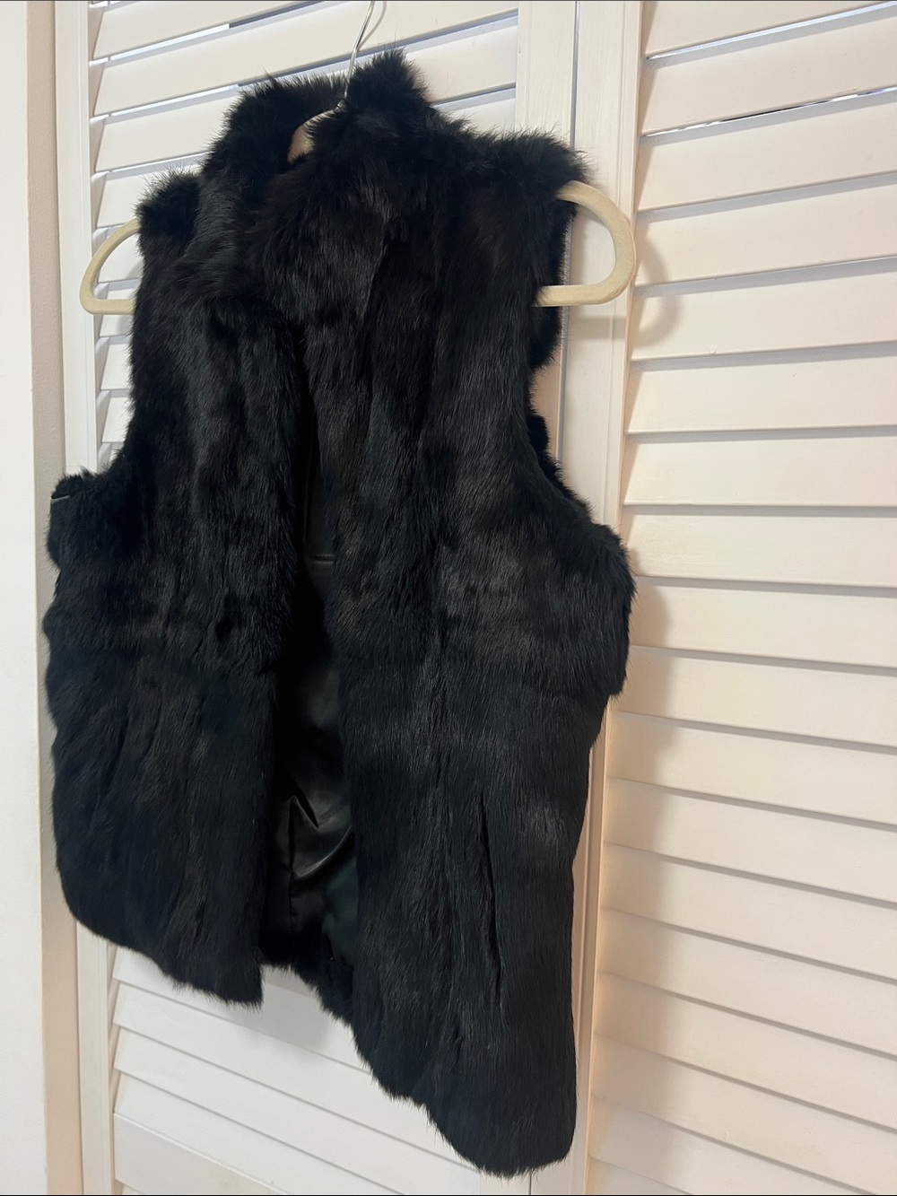 Black Rabbit Fur Vest - Picture 9 of 9